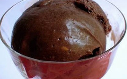 Înghețată de cacao cu stafide