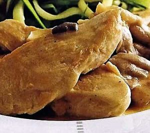 Piept de curcan cu ciuperci