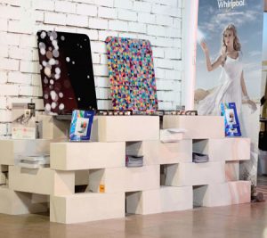 Whirlpoo la Autor 2013